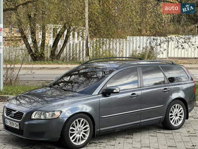 Вольво В50 2008 в Новояворовск на Automoto.ua Серый Вольво В50, объемом двигателя 2 л и пробегом 420 тыс. км за 5600 $, фото 10 на Automoto.ua