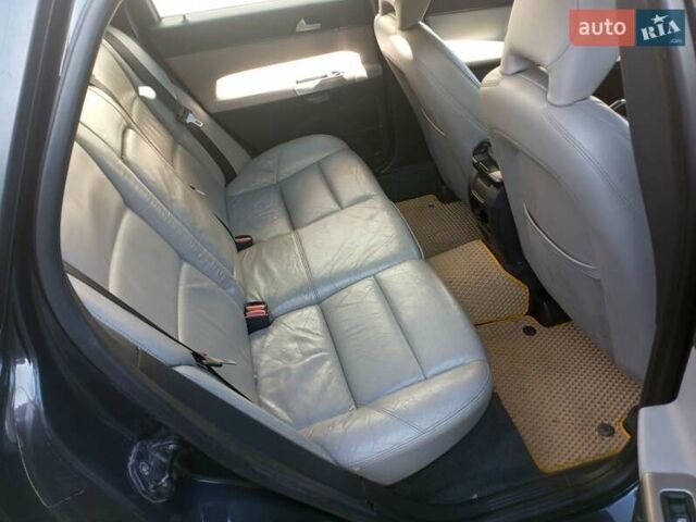 Серый Вольво В50, объемом двигателя 1.56 л и пробегом 298 тыс. км за 5900 $, фото 6 на Automoto.ua