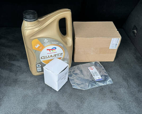 Серый Вольво В50, объемом двигателя 1.6 л и пробегом 323 тыс. км за 4999 $, фото 22 на Automoto.ua