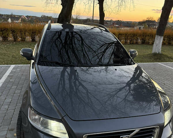 Вольво В50 2008 в Рава-Русская на Automoto.ua Серый Вольво В50, объемом двигателя 2 л и пробегом 418 тыс. км за 5499 $, фото 11 на Automoto.ua