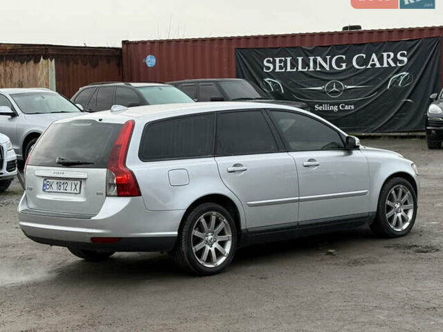 Сірий Вольво V50, об'ємом двигуна 1.6 л та пробігом 230 тис. км за 5999 $, фото 16 на Automoto.ua