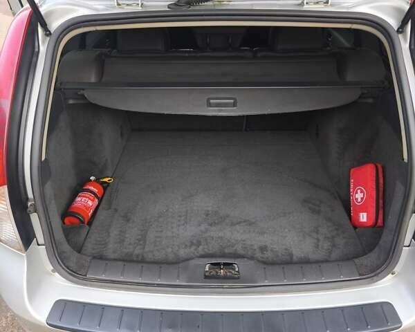 Серый Вольво В50, объемом двигателя 1.56 л и пробегом 280 тыс. км за 5700 $, фото 14 на Automoto.ua