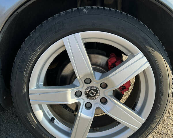 Серый Вольво В50, объемом двигателя 1.98 л и пробегом 205 тыс. км за 6500 $, фото 10 на Automoto.ua