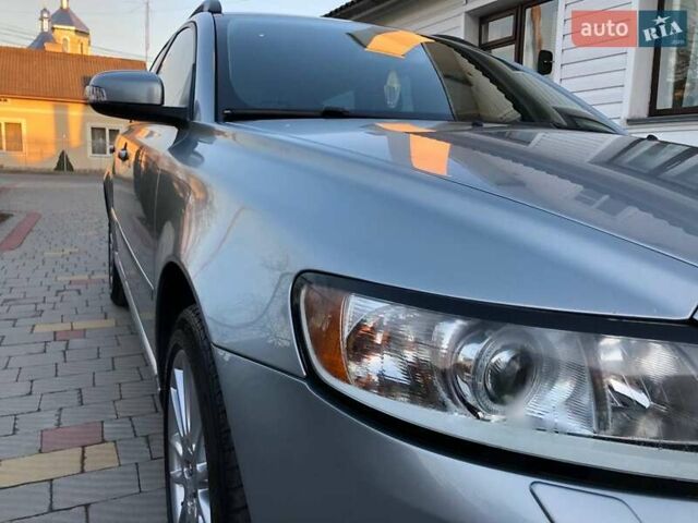 Сірий Вольво V50, об'ємом двигуна 1.56 л та пробігом 226 тис. км за 7499 $, фото 21 на Automoto.ua