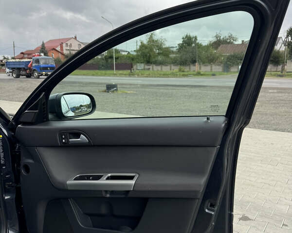 Сірий Вольво V50, об'ємом двигуна 1.6 л та пробігом 217 тис. км за 6999 $, фото 41 на Automoto.ua
