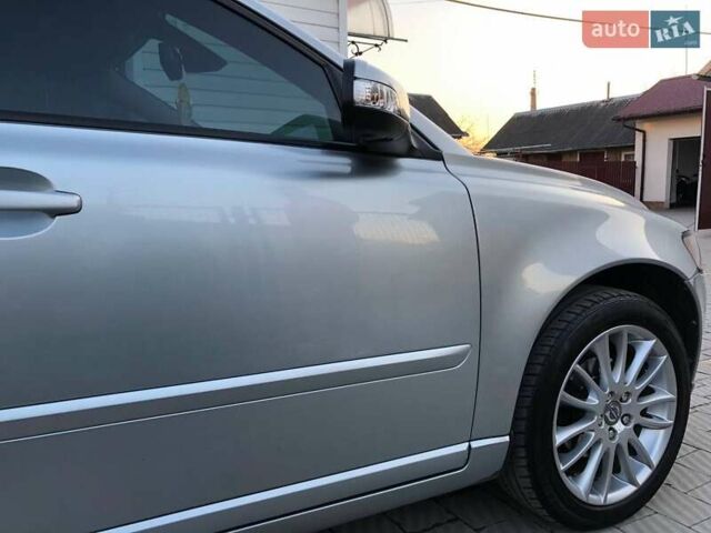 Сірий Вольво V50, об'ємом двигуна 1.56 л та пробігом 226 тис. км за 7499 $, фото 15 на Automoto.ua