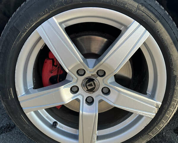 Серый Вольво В50, объемом двигателя 1.98 л и пробегом 205 тыс. км за 6500 $, фото 11 на Automoto.ua