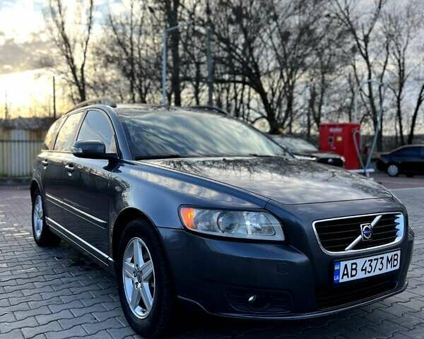 Сірий Вольво V50, об'ємом двигуна 2 л та пробігом 250 тис. км за 8300 $, фото 3 на Automoto.ua