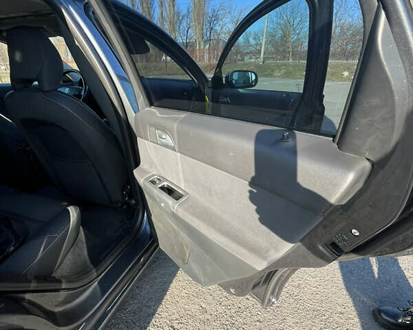 Серый Вольво В50, объемом двигателя 1.98 л и пробегом 205 тыс. км за 6500 $, фото 20 на Automoto.ua