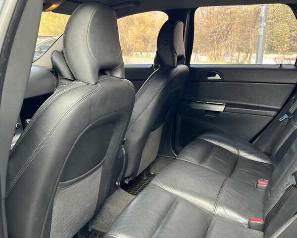 Вольво В50 2008 в Новояворовск на Automoto.ua Серый Вольво В50, объемом двигателя 2 л и пробегом 420 тыс. км за 5600 $, фото 15 на Automoto.ua