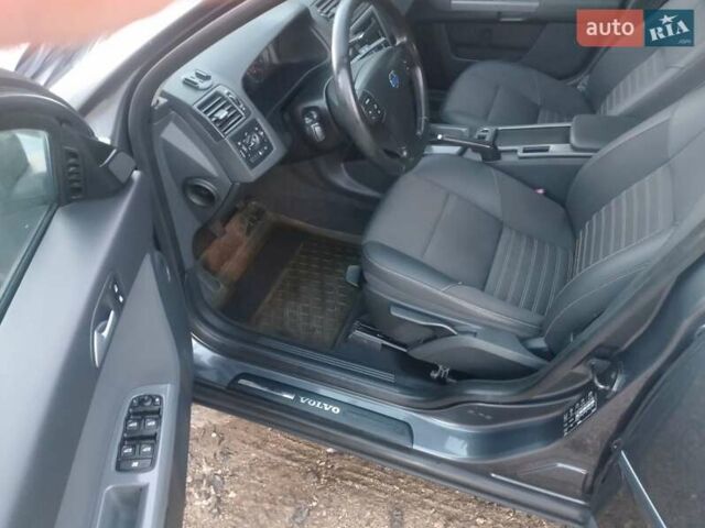 Сірий Вольво V50, об'ємом двигуна 1.6 л та пробігом 245 тис. км за 6500 $, фото 15 на Automoto.ua