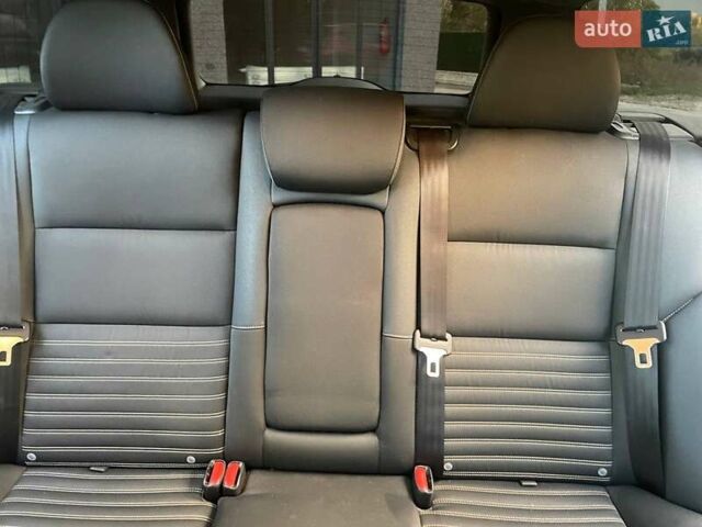 Серый Вольво В50, объемом двигателя 2 л и пробегом 254 тыс. км за 7500 $, фото 16 на Automoto.ua