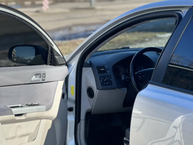 Сірий Вольво V50, об'ємом двигуна 2 л та пробігом 264 тис. км за 6500 $, фото 9 на Automoto.ua