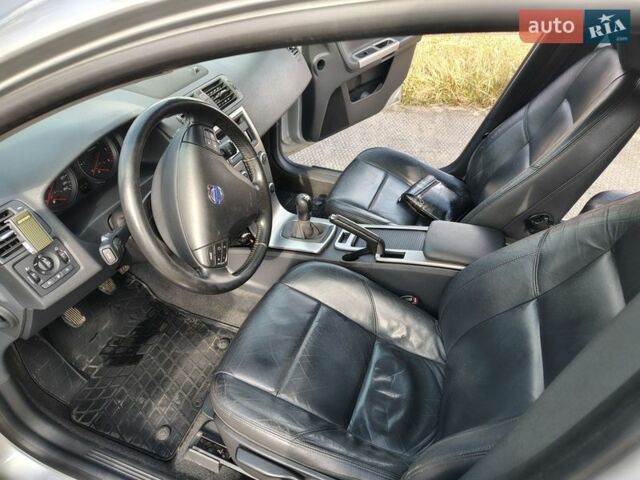 Сірий Вольво V50, об'ємом двигуна 1.6 л та пробігом 232 тис. км за 5900 $, фото 14 на Automoto.ua
