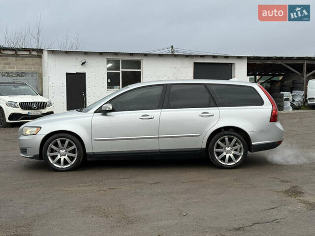 Сірий Вольво V50, об'ємом двигуна 1.6 л та пробігом 230 тис. км за 5999 $, фото 21 на Automoto.ua