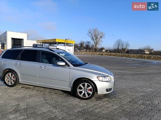 Сірий Вольво V50, об'ємом двигуна 1.56 л та пробігом 258 тис. км за 5300 $, фото 8 на Automoto.ua