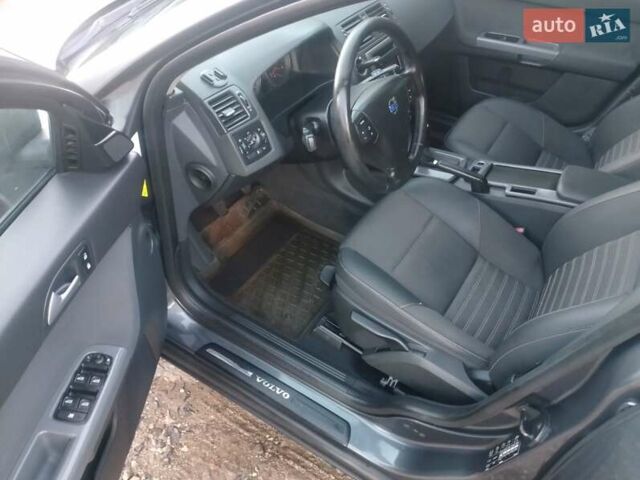 Сірий Вольво V50, об'ємом двигуна 1.6 л та пробігом 245 тис. км за 6500 $, фото 21 на Automoto.ua