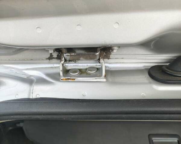 Серый Вольво В50, объемом двигателя 1.56 л и пробегом 280 тыс. км за 5700 $, фото 11 на Automoto.ua