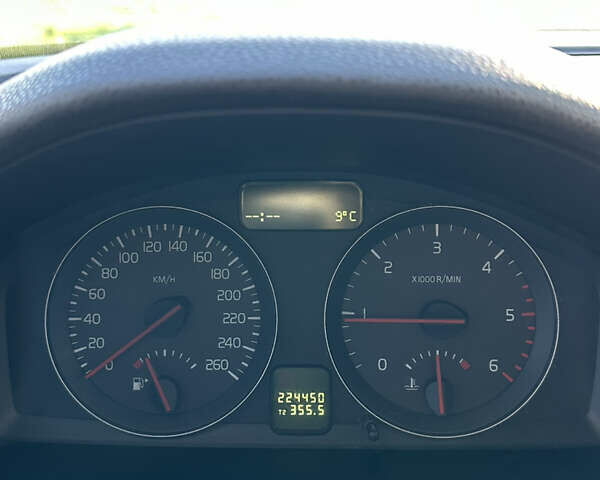 Серый Вольво В50, объемом двигателя 1.56 л и пробегом 221 тыс. км за 6300 $, фото 15 на Automoto.ua