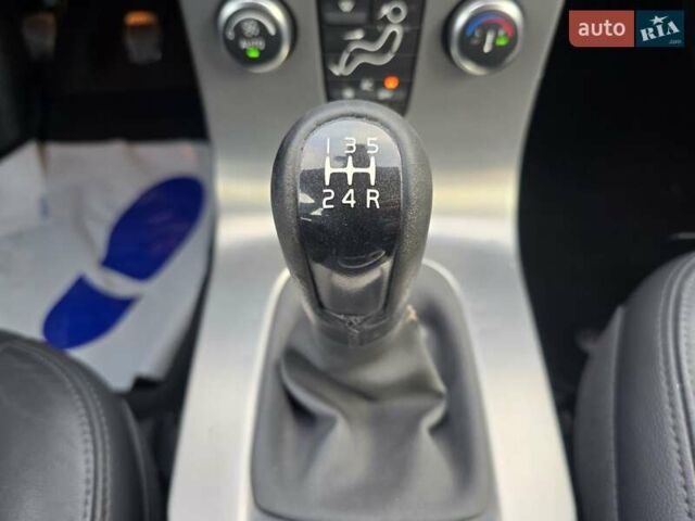 Сірий Вольво V50, об'ємом двигуна 1.6 л та пробігом 223 тис. км за 7799 $, фото 65 на Automoto.ua