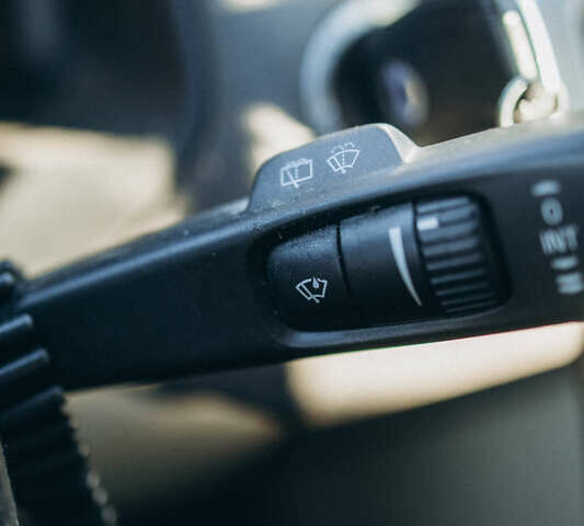 Серый Вольво В50, объемом двигателя 1.6 л и пробегом 280 тыс. км за 6800 $, фото 8 на Automoto.ua