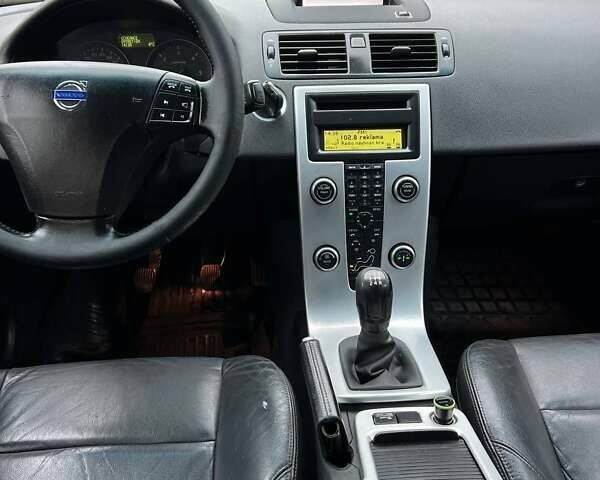 Сірий Вольво V50, об'ємом двигуна 1.6 л та пробігом 300 тис. км за 5800 $, фото 27 на Automoto.ua