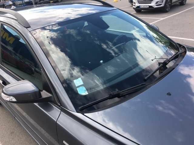 Серый Вольво В50, объемом двигателя 1.6 л и пробегом 221 тыс. км за 6100 $, фото 5 на Automoto.ua