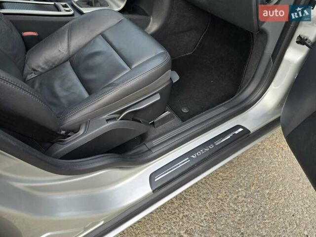 Сірий Вольво V50, об'ємом двигуна 1.6 л та пробігом 223 тис. км за 7799 $, фото 51 на Automoto.ua