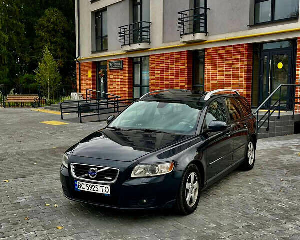 Сірий Вольво V50, об'ємом двигуна 1.6 л та пробігом 261 тис. км за 6350 $, фото 1 на Automoto.ua