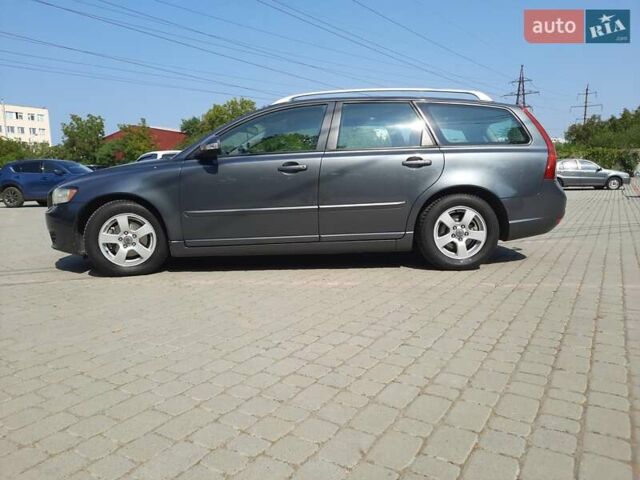 Вольво В50 2009 в Радивилове на Automoto.ua Серый Вольво В50, объемом двигателя 1.6 л и пробегом 275 тыс. км за 6900 $, фото 9 на Automoto.ua