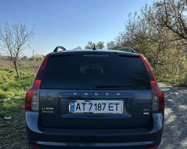 Серый Вольво В50, объемом двигателя 1.56 л и пробегом 221 тыс. км за 6300 $, фото 4 на Automoto.ua