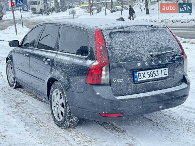 Сірий Вольво V50, об'ємом двигуна 2 л та пробігом 252 тис. км за 7999 $, фото 6 на Automoto.ua