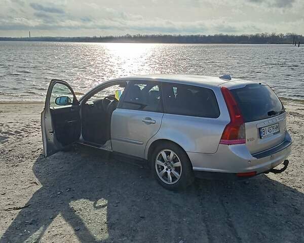 Серый Вольво В50, объемом двигателя 1.6 л и пробегом 270 тыс. км за 7250 $, фото 12 на Automoto.ua