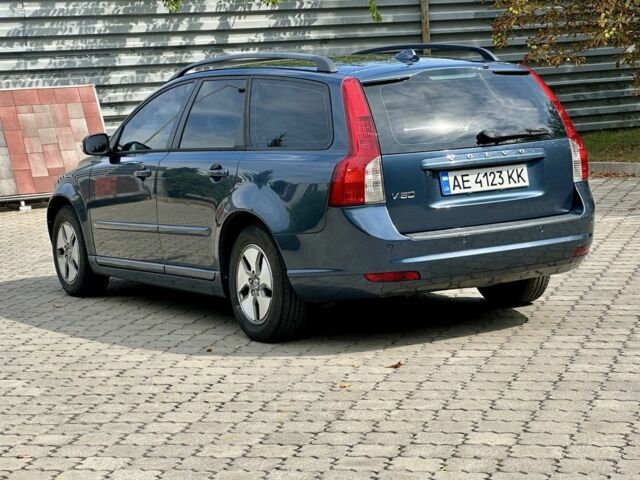 Сірий Вольво V50, об'ємом двигуна 1.6 л та пробігом 300 тис. км за 5850 $, фото 8 на Automoto.ua