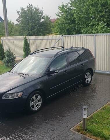 Сірий Вольво V50, об'ємом двигуна 1.6 л та пробігом 184 тис. км за 6500 $, фото 1 на Automoto.ua