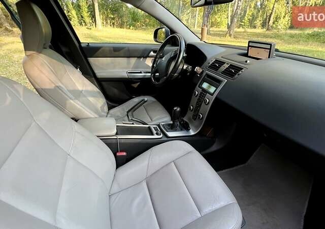 Вольво В50 2009 в Радивилове на Automoto.ua Серый Вольво В50, объемом двигателя 1.6 л и пробегом 275 тыс. км за 6900 $, фото 20 на Automoto.ua