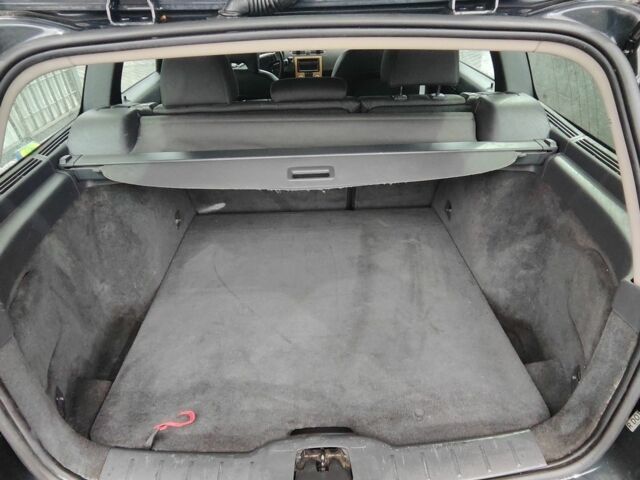 Серый Вольво В50, объемом двигателя 1.6 л и пробегом 316 тыс. км за 2800 $, фото 9 на Automoto.ua