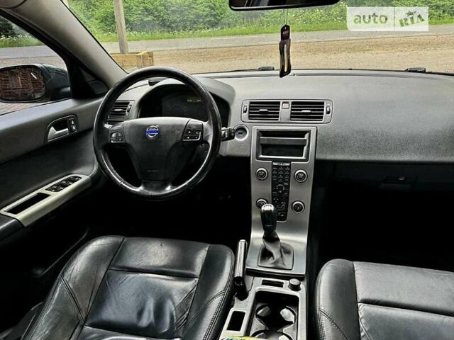 Серый Вольво В50, объемом двигателя 1.56 л и пробегом 245 тыс. км за 6599 $, фото 14 на Automoto.ua