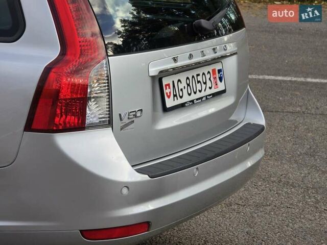 Сірий Вольво V50, об'ємом двигуна 1.6 л та пробігом 223 тис. км за 7799 $, фото 20 на Automoto.ua
