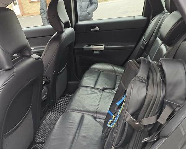 Серый Вольво В50, объемом двигателя 1.6 л и пробегом 265 тыс. км за 9999 $, фото 8 на Automoto.ua