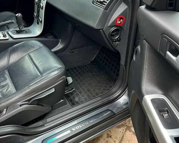 Сірий Вольво V50, об'ємом двигуна 1.6 л та пробігом 300 тис. км за 5800 $, фото 25 на Automoto.ua