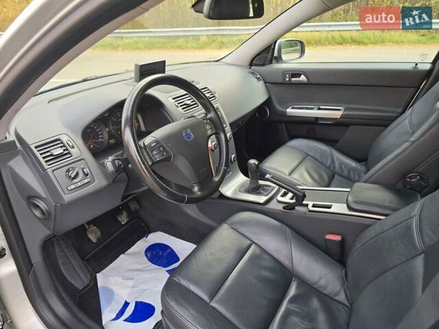 Сірий Вольво V50, об'ємом двигуна 1.6 л та пробігом 223 тис. км за 7799 $, фото 28 на Automoto.ua