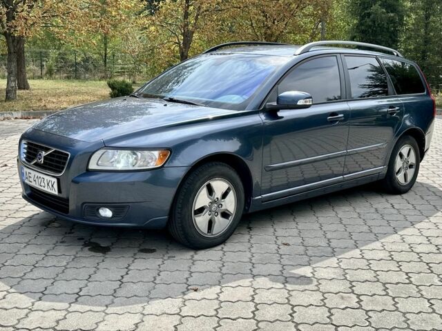 Сірий Вольво V50, об'ємом двигуна 1.6 л та пробігом 300 тис. км за 5850 $, фото 10 на Automoto.ua