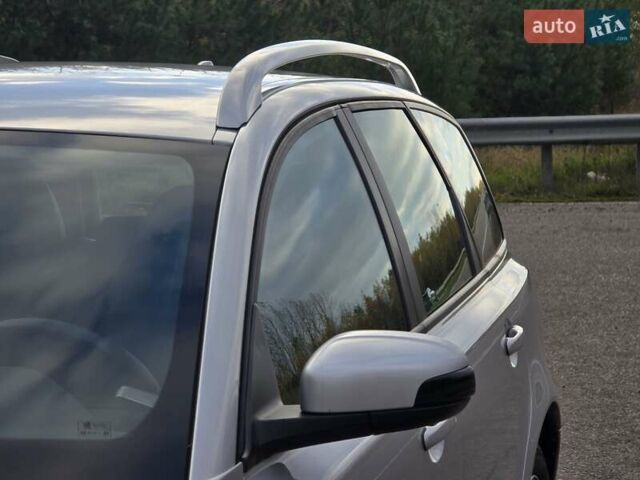 Сірий Вольво V50, об'ємом двигуна 1.6 л та пробігом 223 тис. км за 7799 $, фото 18 на Automoto.ua