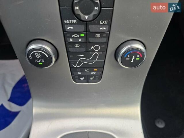 Сірий Вольво V50, об'ємом двигуна 1.6 л та пробігом 223 тис. км за 7799 $, фото 64 на Automoto.ua