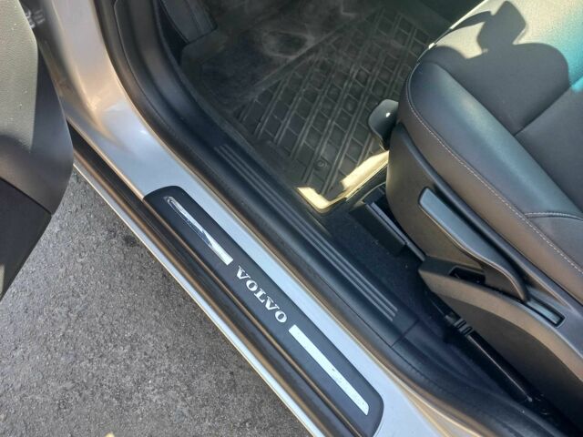 Серый Вольво В50, объемом двигателя 1.6 л и пробегом 228 тыс. км за 7999 $, фото 6 на Automoto.ua