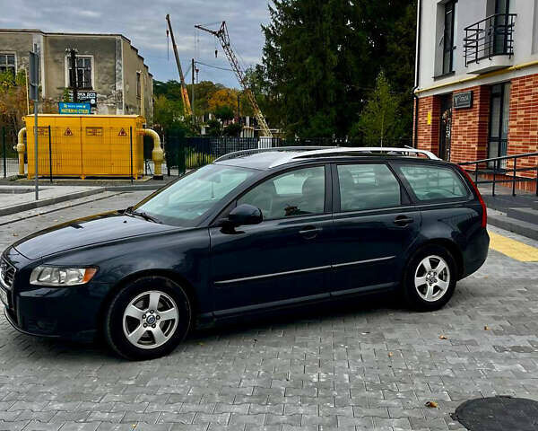 Сірий Вольво V50, об'ємом двигуна 1.6 л та пробігом 261 тис. км за 6350 $, фото 4 на Automoto.ua