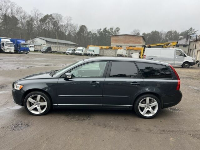 Сірий Вольво V50, об'ємом двигуна 1.6 л та пробігом 209 тис. км за 7222 $, фото 4 на Automoto.ua