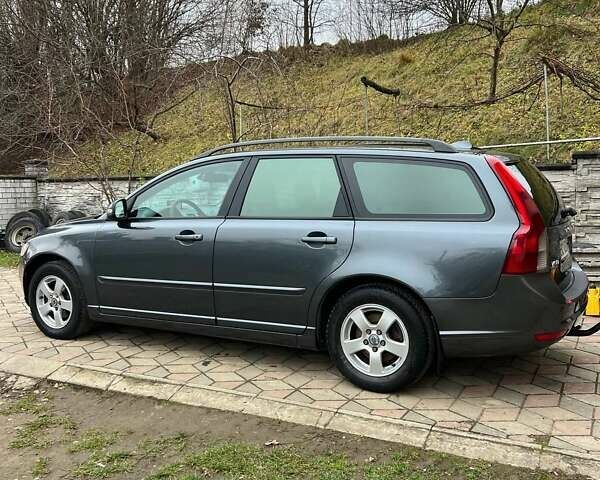 Сірий Вольво V50, об'ємом двигуна 1.6 л та пробігом 300 тис. км за 5800 $, фото 35 на Automoto.ua