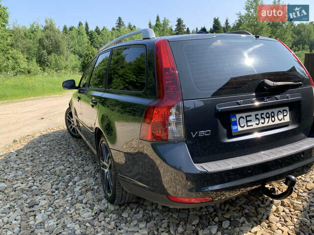 Серый Вольво В50, объемом двигателя 1.56 л и пробегом 258 тыс. км за 6000 $, фото 5 на Automoto.ua